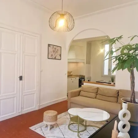 Appartement Centre Ville Les Halles - Grands Buffets Narbonne Extérieur photo
